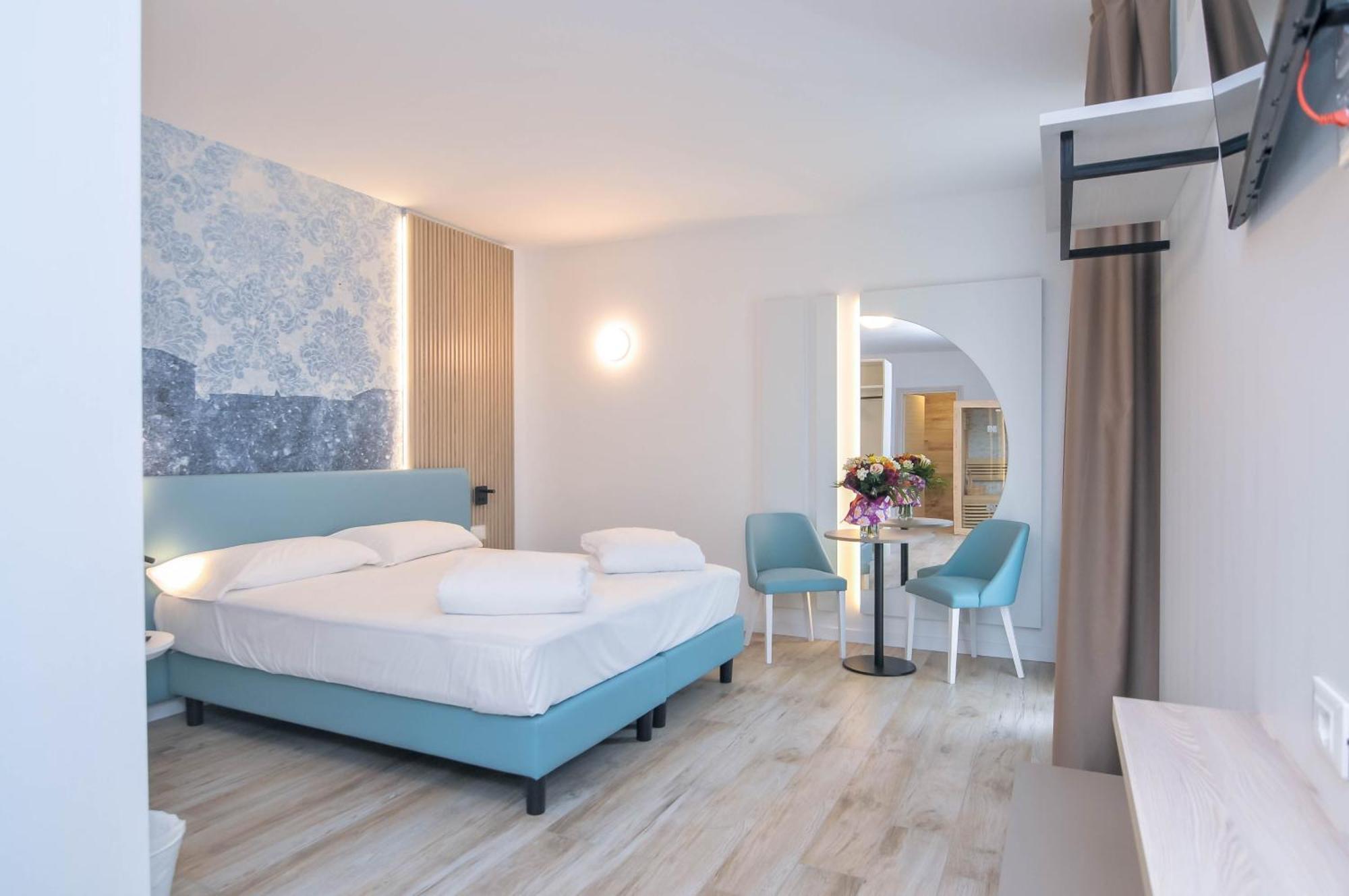 Marina Junior Suite 4 Stelle S Caorle Exterior foto