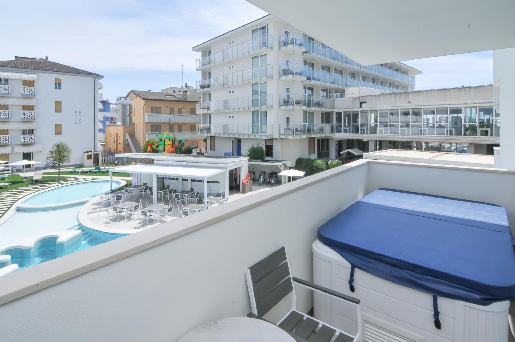 Marina Junior Suite 4 Stelle S Caorle Exterior foto